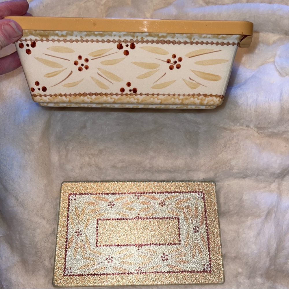 Vintage rare cute baking dish storage and small glass cutting board 1.5 quart